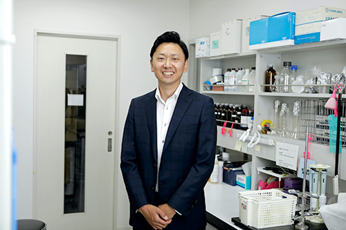 株式会社 シー・ビー・エス<br> 株式会社 粧薬研究所